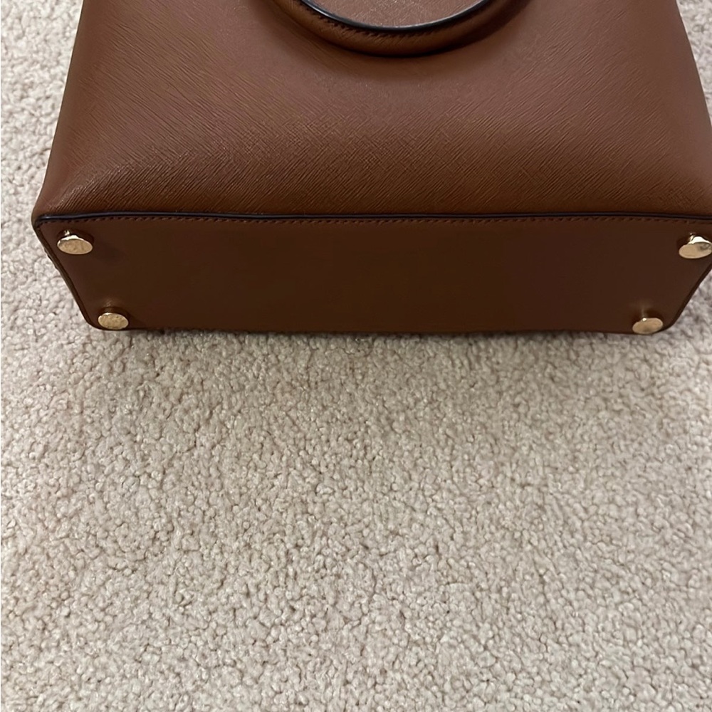 Michael Kors Purse - Picture 4 of 8